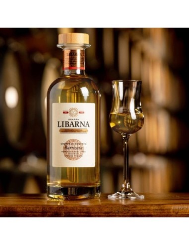 Libarna Grappa Moscato Barricata - 70 cl - Spedizione gratuita consegnata in EUROPA e UK