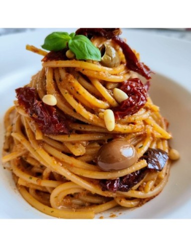 Saom Dried tomatoes in oil - 280 gr - Free shipping delivered to EUROPE and UK