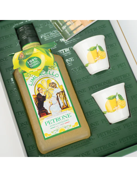 Handgemachter Limoncello Petrone Authentischer Geschmack Aroma aus Amalfiküste